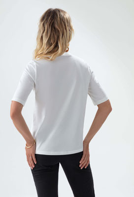 2016-HOLLY-TEE-SHIRT-000