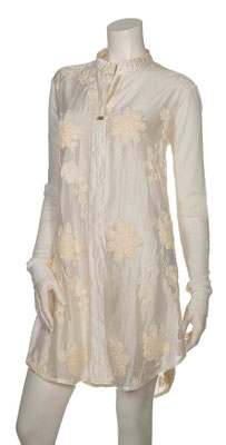 309-5 Longblouse embrodery