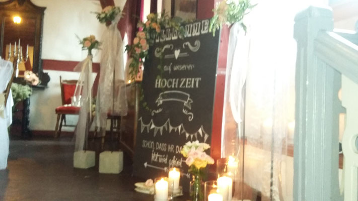 Schloß Wiesenthau Hochzeitsdeko Dekoservice Blumen Brautstrauss Andrea Reuter ardeko Hochzeitsmesse