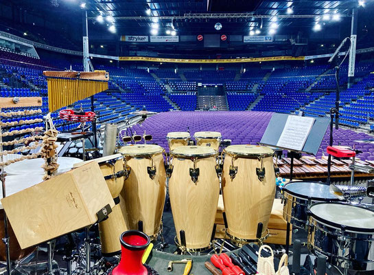 Das Percussion Setup von Thomas Sporrer in der Wunderino Arena in Kiel kurz vor einem Konzert mit Martin Grubinger