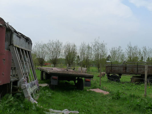 Sozusagen das Fundament meines Bauwagens: Das Fahrgestell. 