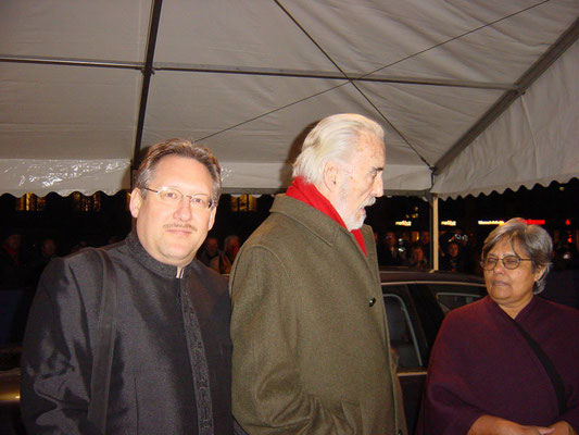 Peter Rühe, Christopher Lee and Ela Gandhi