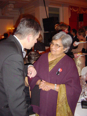 Klaus Wowereit, Major of Berlin, talking with Ela Gandhi