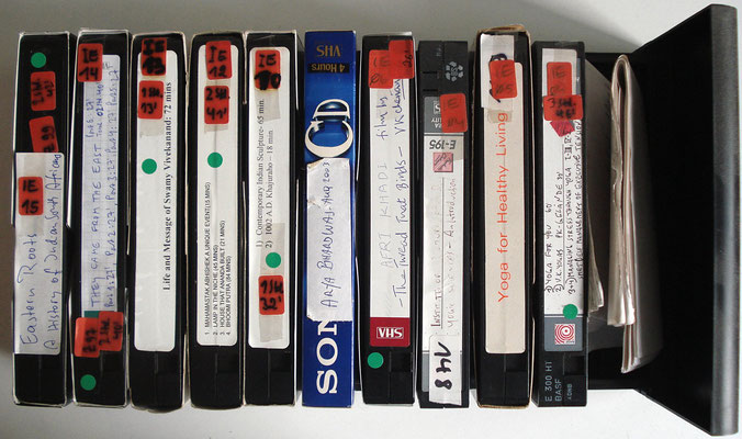 270 VHS-Video tapes containing films, footage and TV reports about Mahatma Gandhi and India's independence movement