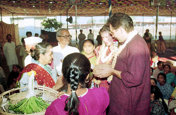 Bride and groom receiving blessings and presents from veteran freedon fighters during the Sarvodaya Sammelan, Savarkundla, Gujarat, 1994.