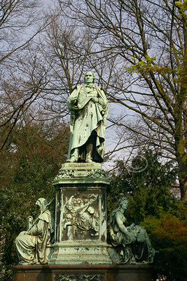 Peter-von-Cornelius-Denkmal