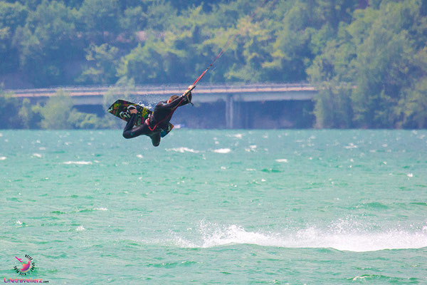 Freestyle Kitesurfing ma Lago di Santa Croce