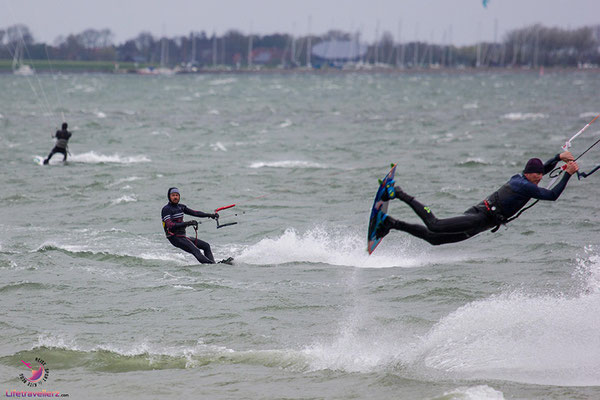 Kitesurfen auf Fehmarn - Kitespot Campingplatz Strukkamphuk