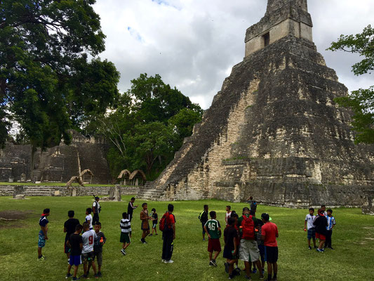 hanging out in the "gran plaza"