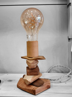 Lampe_à_poser_Cairn_04