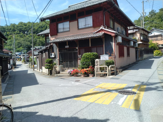 米原宿の北陸道との分岐