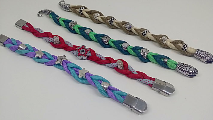 Schmuckarmbänder mit Edelstahl Klipverschluß, bzw Snake Hakenverschluß, mit verschiedenen Beads, ca 18cm Umfang, Preis 14-18€