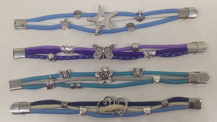 Schmuckarmbänder mit Edelstahl Klipverschluß, mit verschiedenen Beads, ca 18cm Umfang, Preis 14-18€