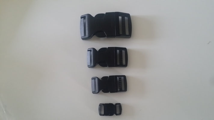 Kunststoffsteckschnallen in 4 Größen 10, 16, 20, 25 mm Durchlaß, für Armbänder, bedingt für Halsbänder