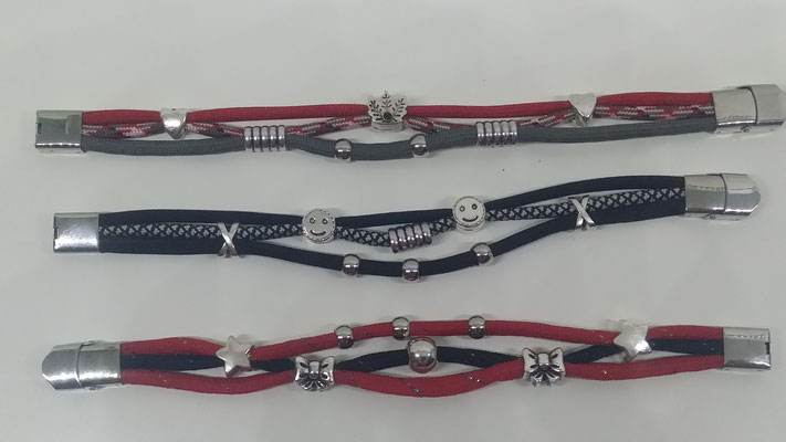 Schmuckarmbänder mit Edelstahl Klipverschluß, mit verschiedenen Beads, ca 18cm Umfang, Preis 14-18€