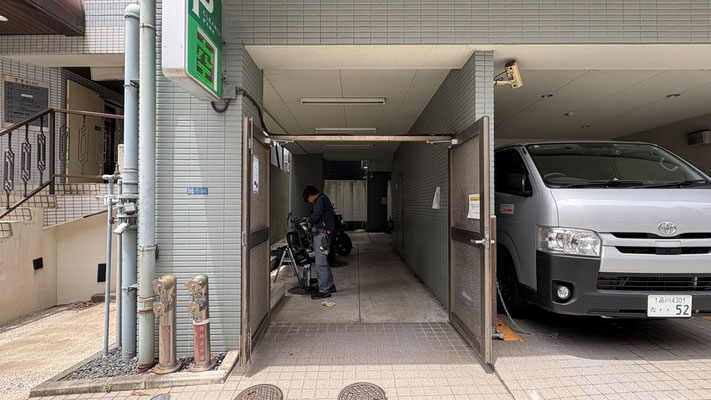 駐輪場入口の扉の修理@菱和パレス高輪TOWERマンション管理組合