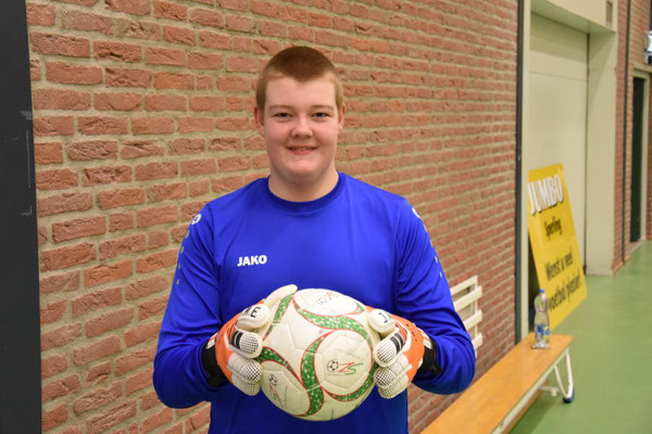 Corne de Jong , doelman zvt de halve maan