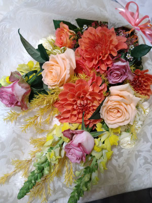 母の日　花束イエロー系