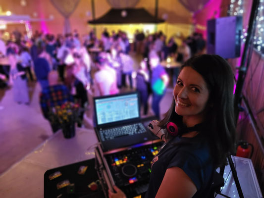 Großer Polterabend in Nörvenich mit DJane Jutta Stoffels