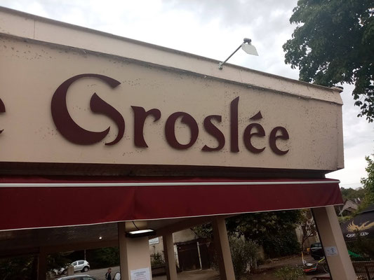 l Hostelerie de Groslée, un restaurant sympa juste à coté de la voie verte