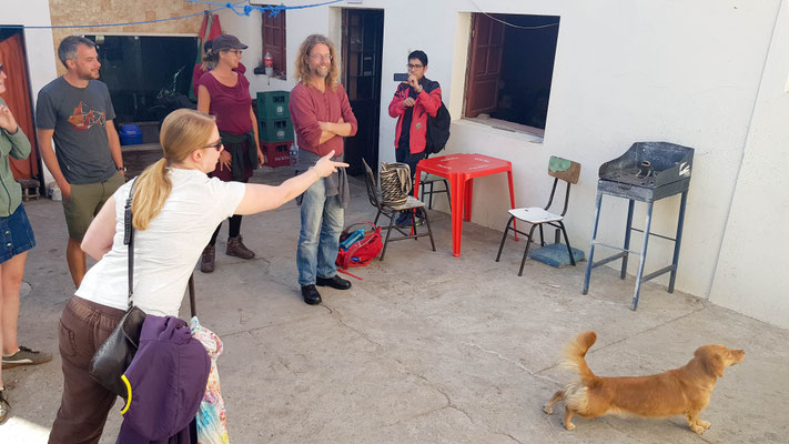 Larissa beim "Frog" spielen