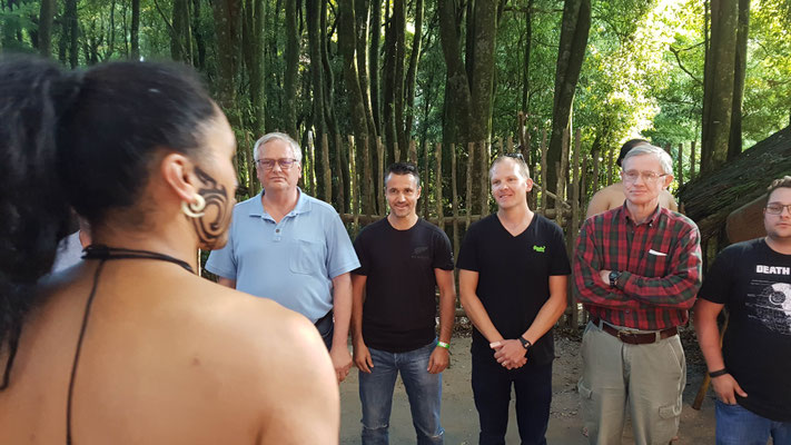 Maori Village. Dani beim Haka:)