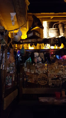 Hillbillie Bar in Victoria