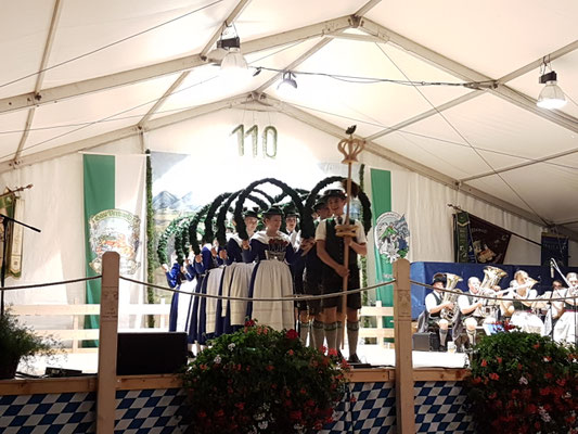 Auftritt beim Patenverein Dettendorf