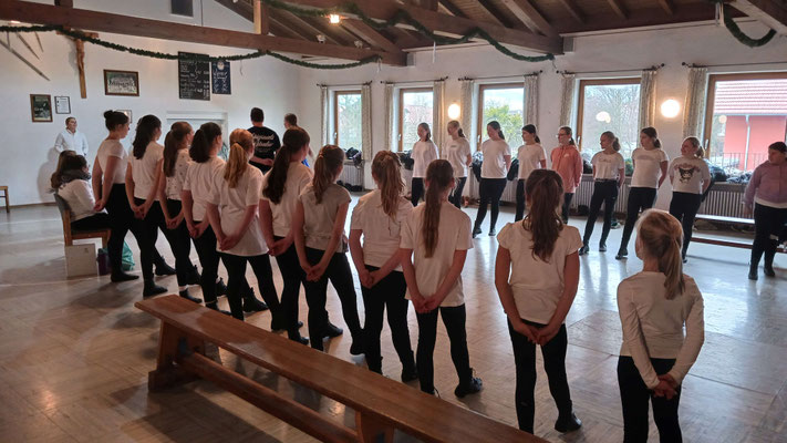 Bild vom Trainingstag der Kindergarde 2026 Bad Aibling im Gmoahof