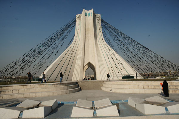 Teheran, Azadi Tower