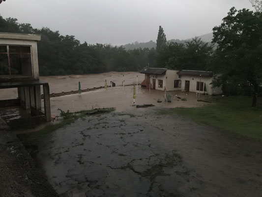 Kutaissi, Campingplatz wurde überschwemmt / Campground got flooded