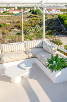 aljezur-algarve-luxury-rental-holiday-villa-with-pool