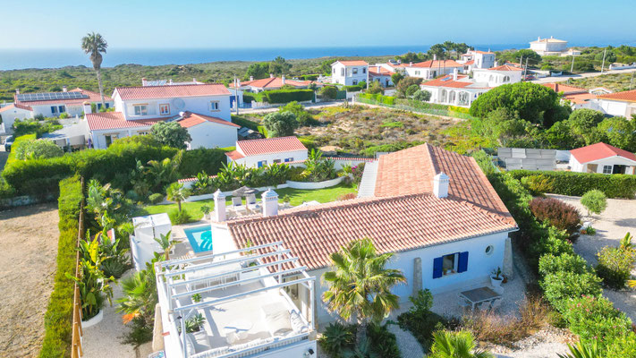 aljezur-algarve-luxury-rental-holiday-villa-with-pool