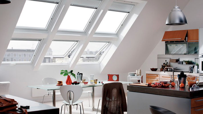 Les fenetres de toit Velux pour une cuisine lumineuse en Brabant Wallon