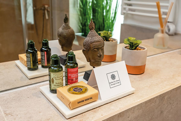 Exclusive amenities ... 