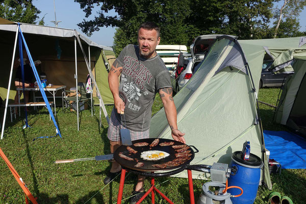 ...mit gutem Frühstück...