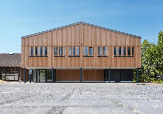 Neubau Einfeld-Sporthalle Neunkirchen-Seelscheid, Ansicht Haupteingang