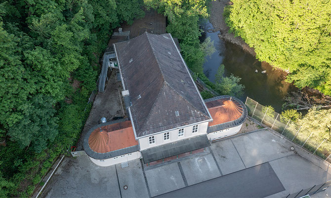 Sanierung Sporthalle Hubertusallee in Wuppertal - Außenaufnahme - Vogelperspektive
