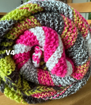 "Pink Kiwi Variante 4": Tuch gestrickt und fotografiert von Gaby Schierle.