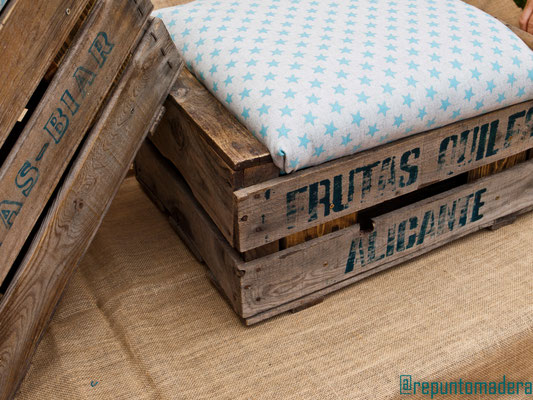 Puf caja de fruta. Repuntomadera.