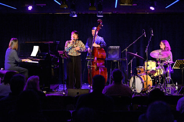 Gee Hye Lee Trio feat. Song Yi Jeon / Stadtgarten Köln, April 2022 📸Gerhard Richter 