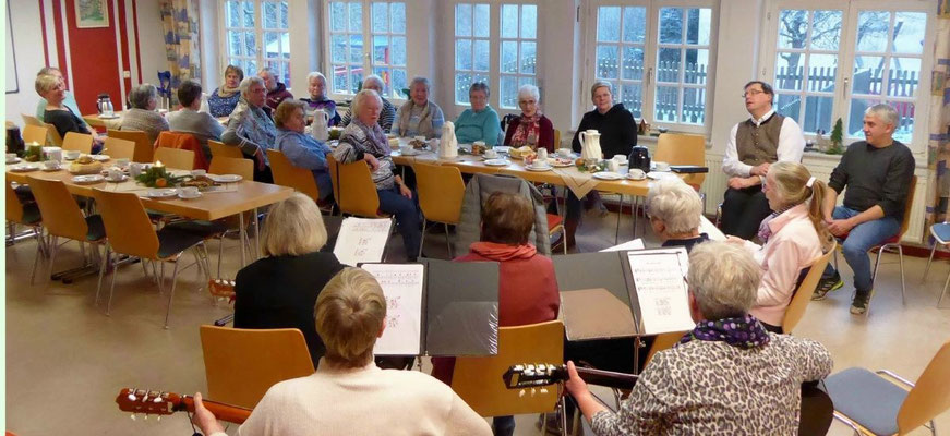 Gemeindecafé mit Gitarrengruppe 14. Dezember 2023
