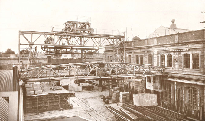 Bildquelle: "Ihren Gönnern und Freunden anläßlich der Inbetriebnahme ihrer neuen Fabrikanlagen von Adolf Bleichert & Co" ,Leipzig, 1908