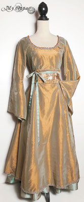 Création My Oppa Robe médiéval fantastique romantique elfique cérémonie mariage/ Medieval fantasy romantic elven wedding ceremony dress