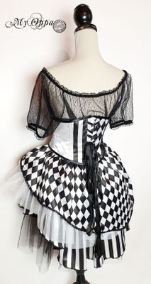 Ensemble tenue arlequin costume noir blanc jupe boléro serre taille chemise
