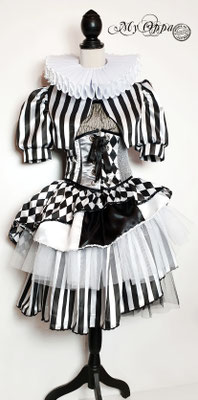Ensemble tenue arlequin costume noir blanc jupe boléro serre taille chemise