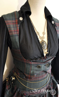 My Oppa creation tartan steampunk victorien vêtement femme gilet veste jupe chemise ceinture , tartan victorian women's clothing vest jacket skirt shirt belt