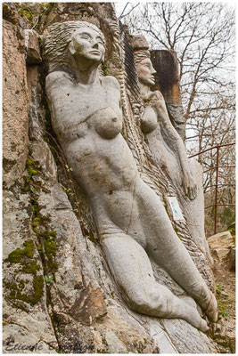 le travail de la pierre par l'artiste Rufino, St-Hilaire-la-Croix