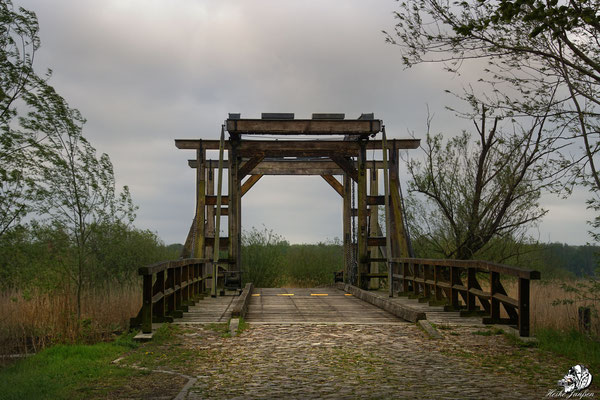 Holzbrücke bei Nehringen