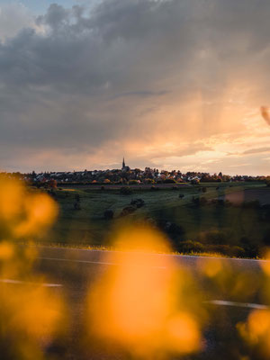 Blick auf Blickweiler von der L423 zwischen Blieskastel und Biesingen